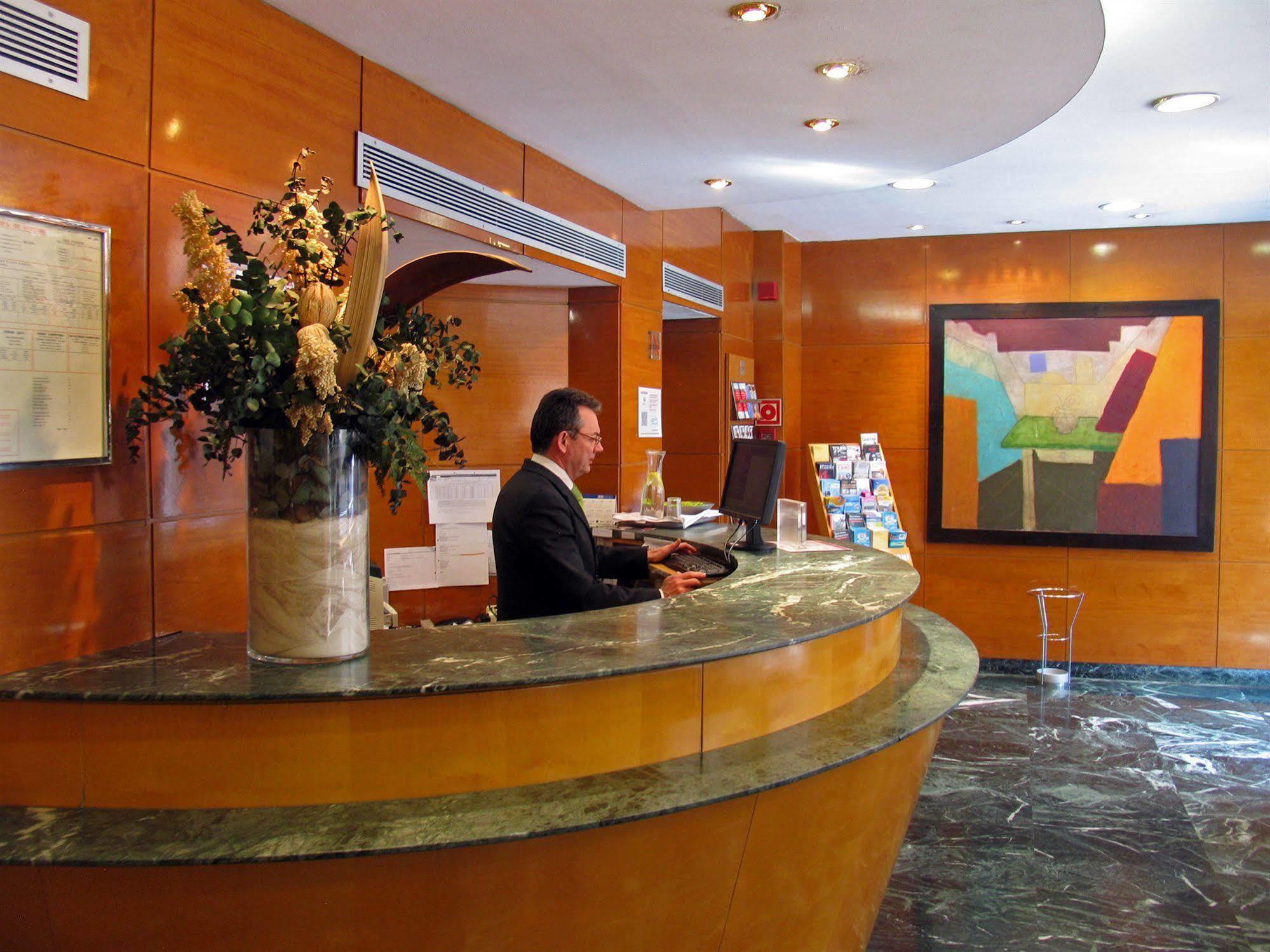 Hotel Pedralbes Барселона Экстерьер фото